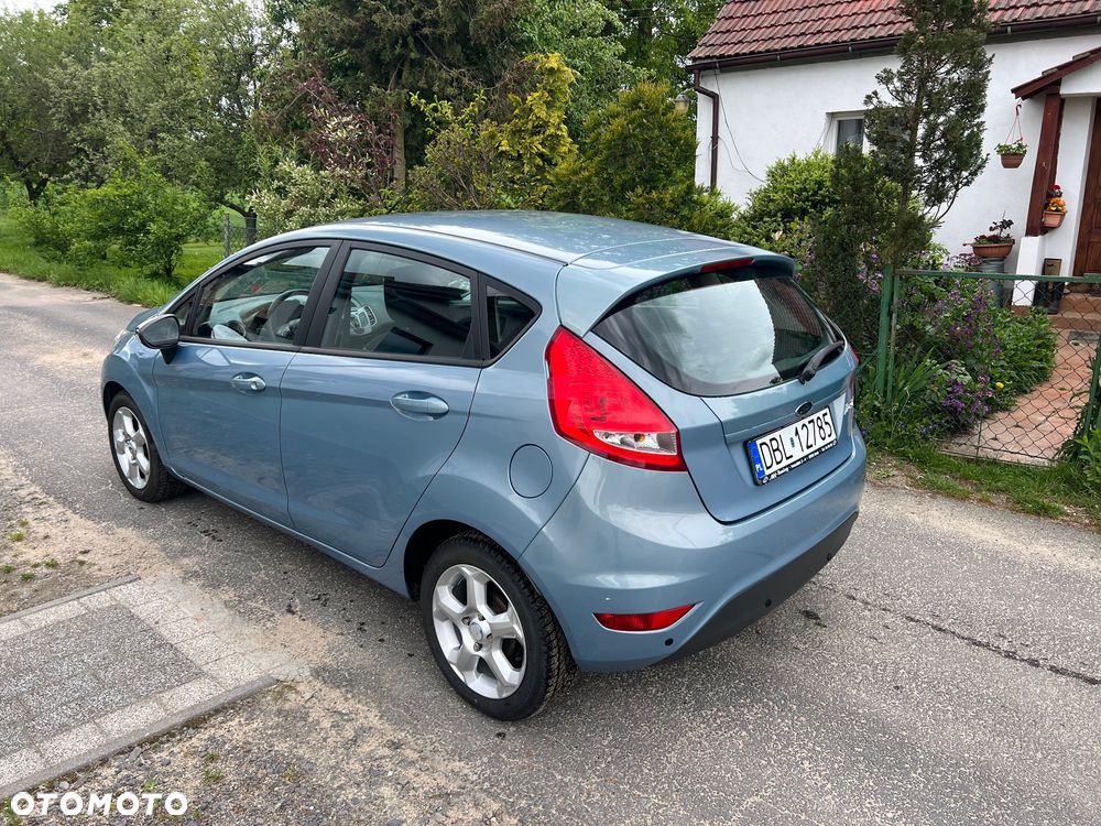 Ford Fiesta 1.25 Champions Edition - 6