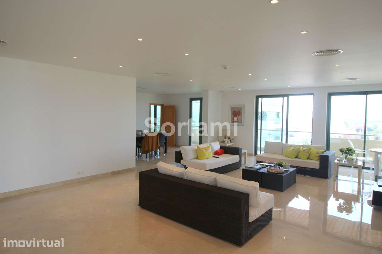 Apartamento T3 Venda em Quarteira,Loulé - Grande imagem: 2/19