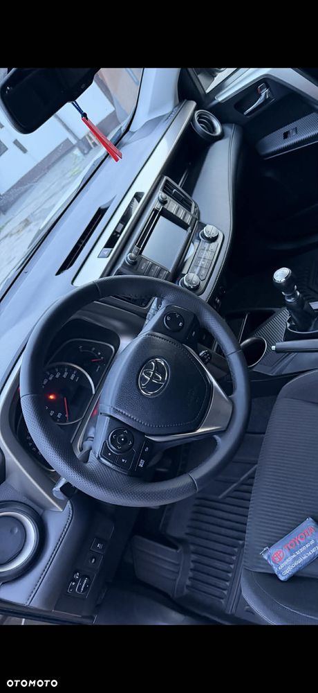 Toyota RAV4 2.0 Premium - 7