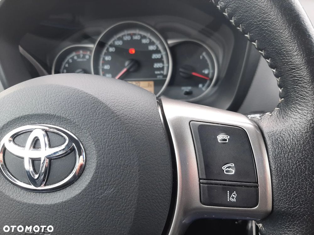 Toyota Yaris 1.33 VVT-i Edition - 11