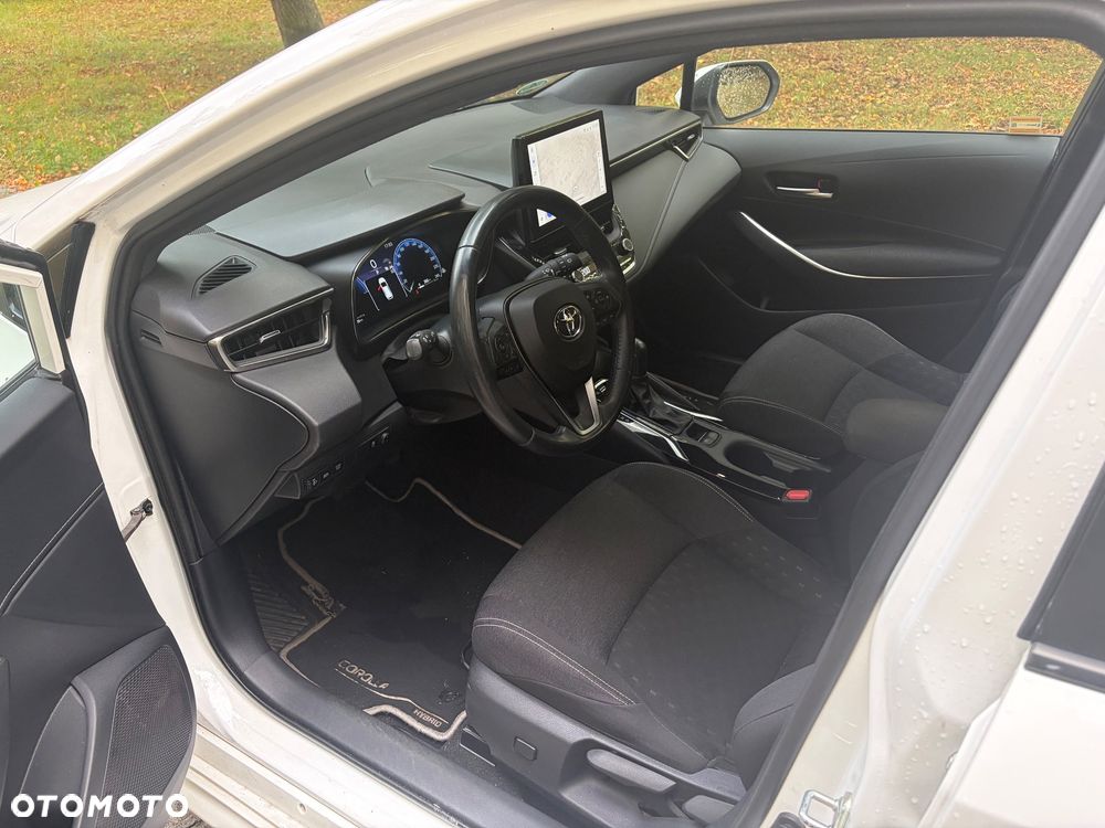 Toyota Corolla 1.8 Hybrid Comfort - 16