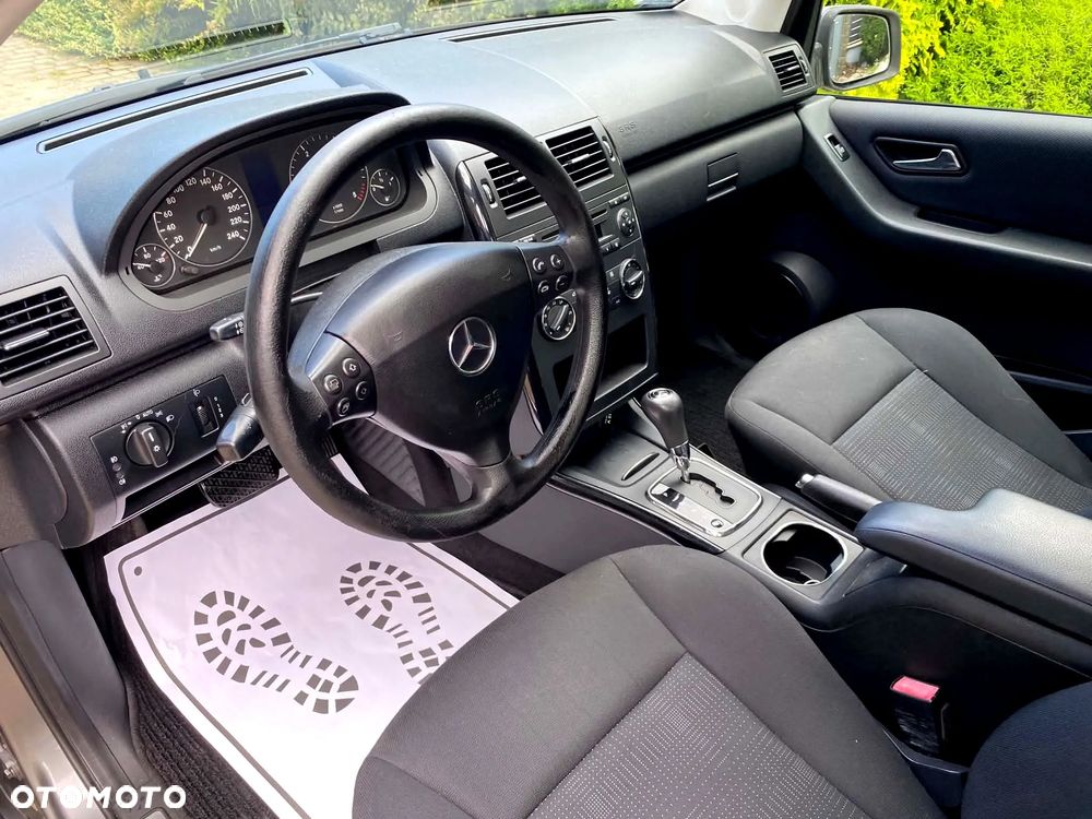Mercedes-Benz Klasa A 180 CDI Autotronic Avantgarde Special Edition - 29