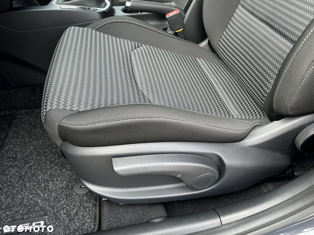 Kia XCeed 1.5 T-GDI M - 12