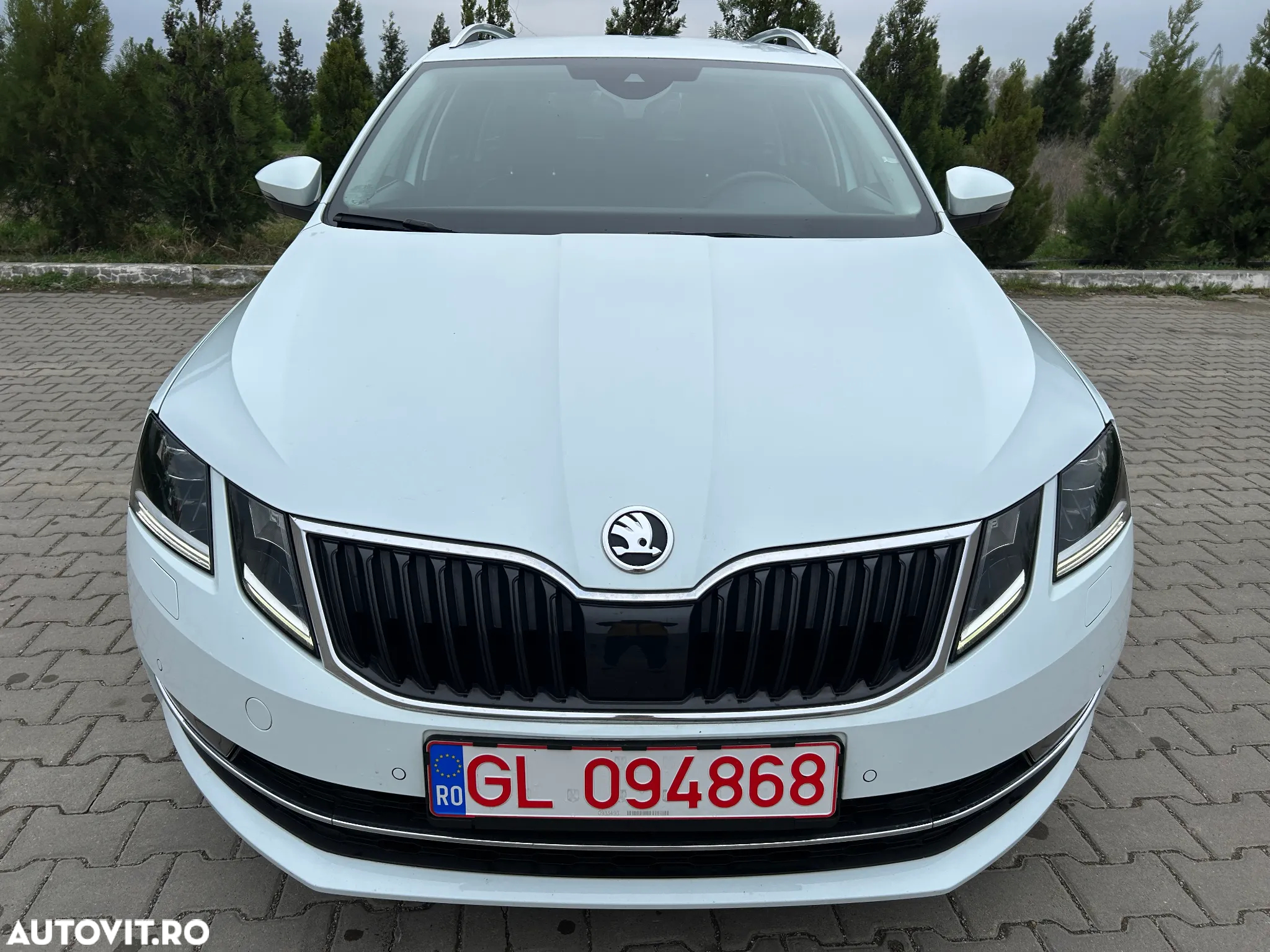 Skoda Octavia Combi 1.5 TSI ACT DSG Style - 2