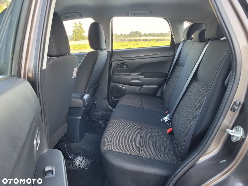 Mitsubishi ASX - 19
