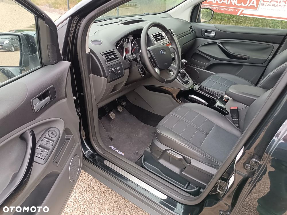 Ford Kuga 2.0 TDCi 4x4 Titanium - 23