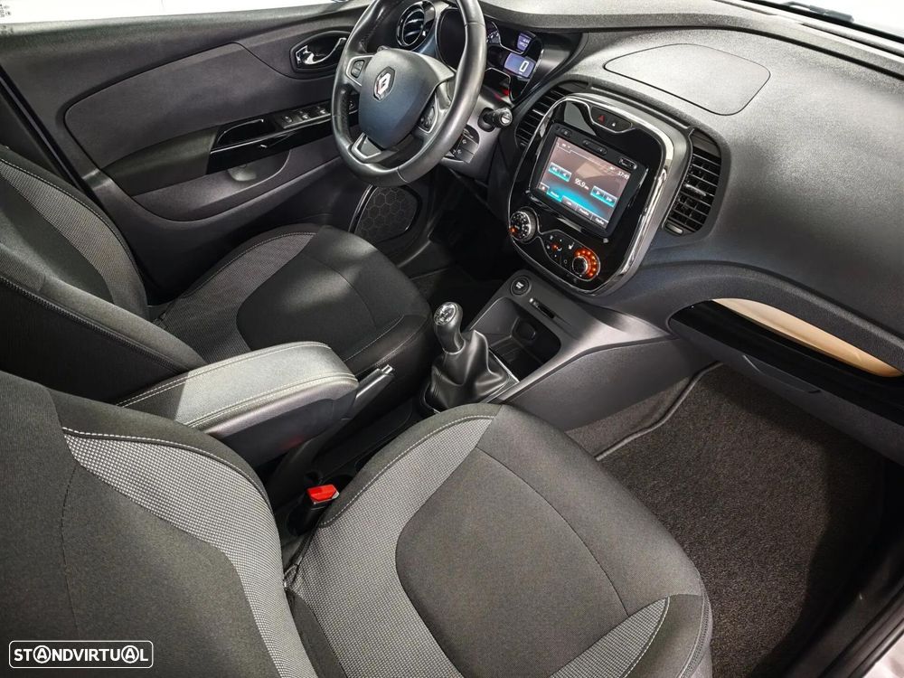 Renault Captur 0.9 TCE Exclusive - 28