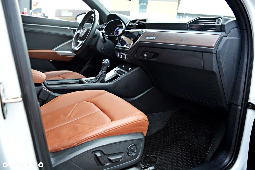 Audi Q3 45 TFSI quattro S tronic S line - 25