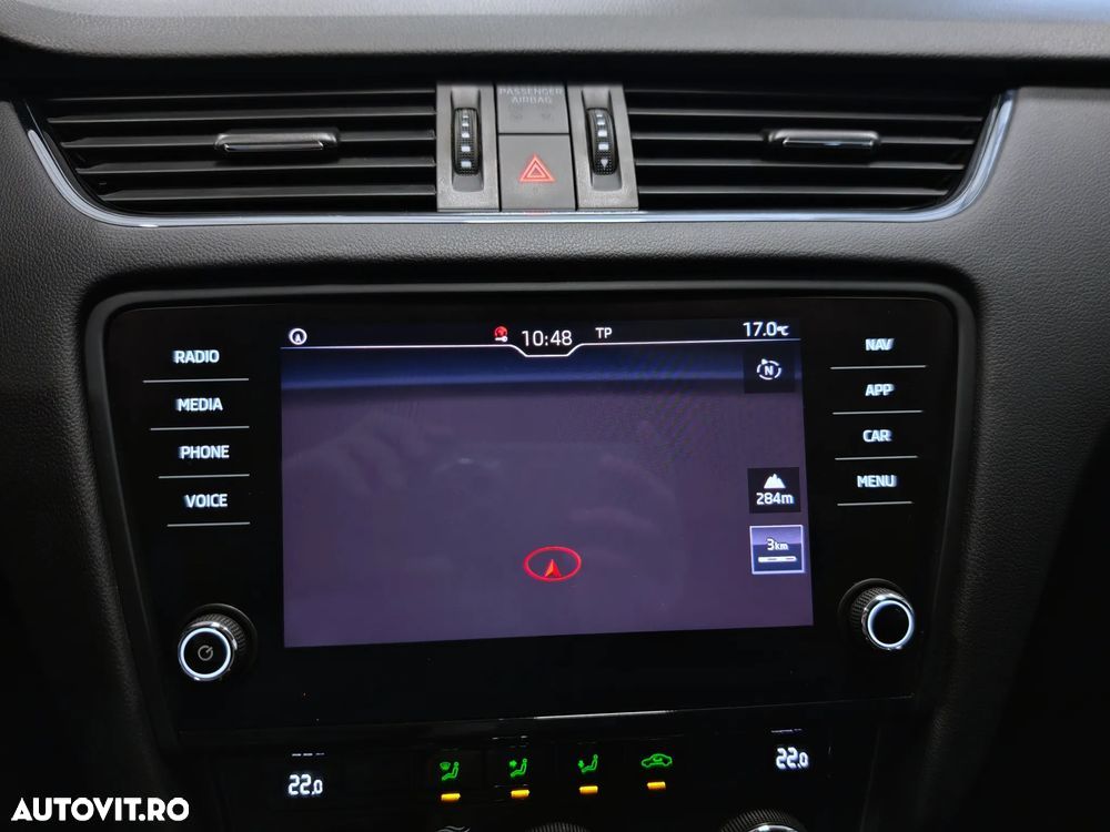 Skoda Octavia 1.6 TDI DSG Ambition - 12