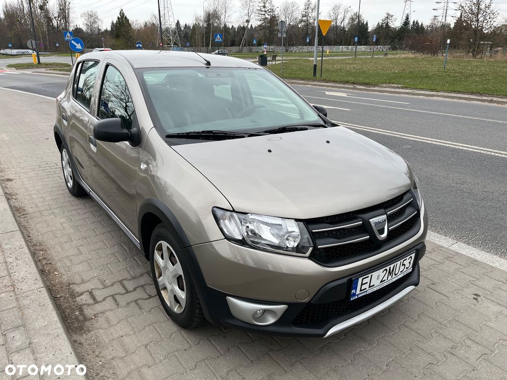 Dacia Sandero 1.2 16V - 8