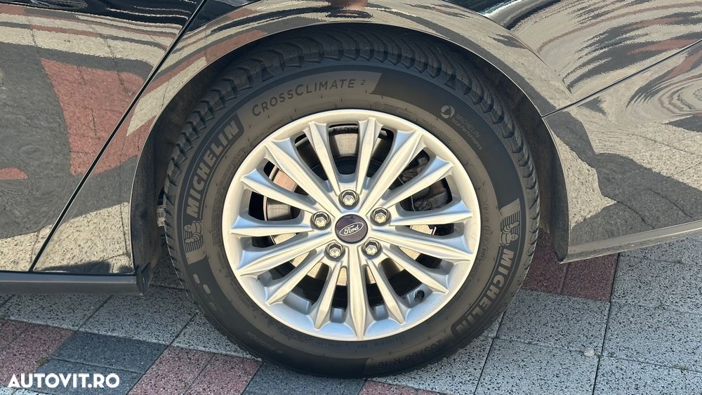 FORD Focus 2020 — imagine 14