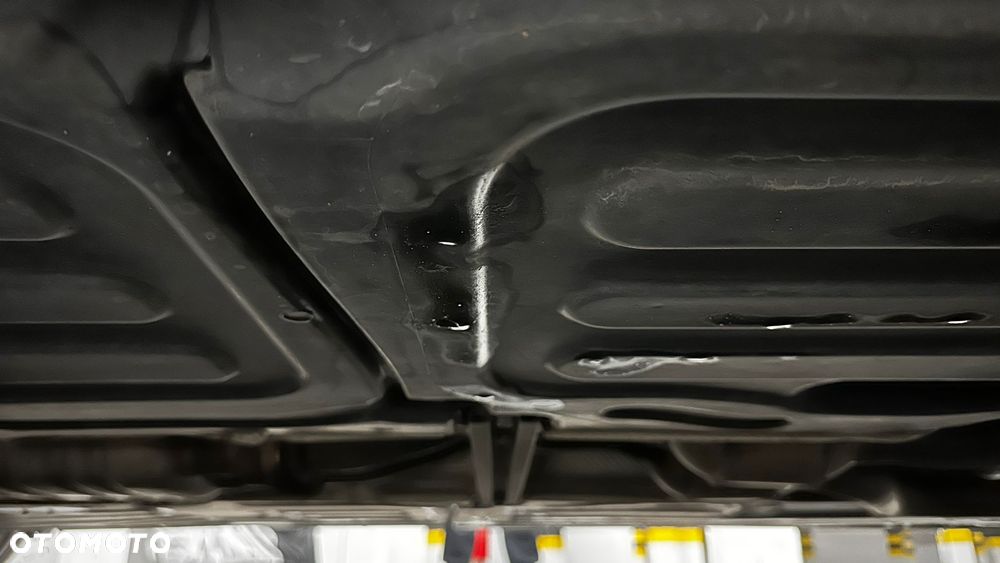 Mercedes-Benz Klasa E 500 4-Matic Elegance - 26