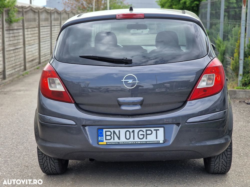 Opel Corsa 1.4 16V 150 Jahre - 4