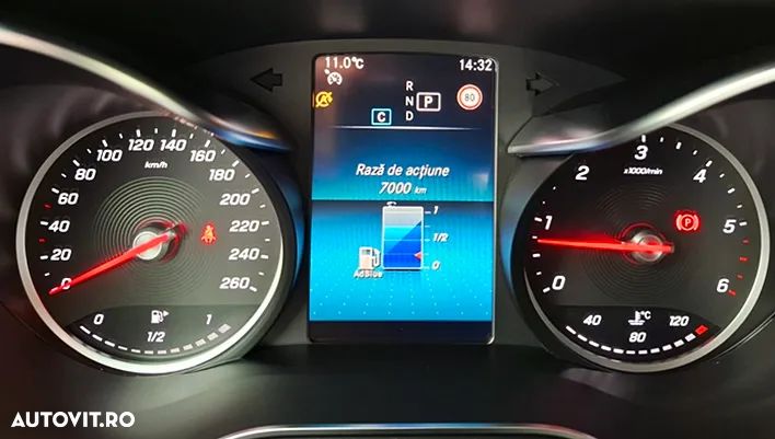 Mercedes-Benz GLC 220 d 4Matic 9G-TRONIC AMG Line Plus - 17