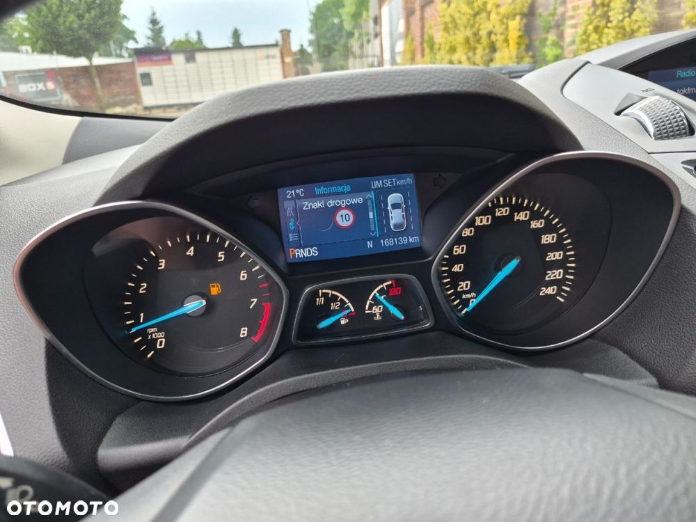 Ford Kuga - 21