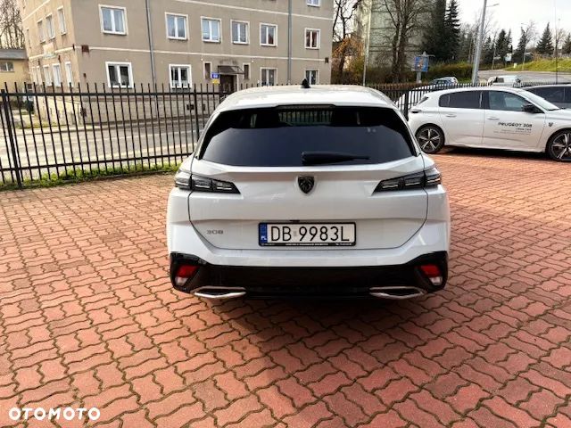 Peugeot 308 1.2 mHEV Allure S&S e-DCS6 - 6