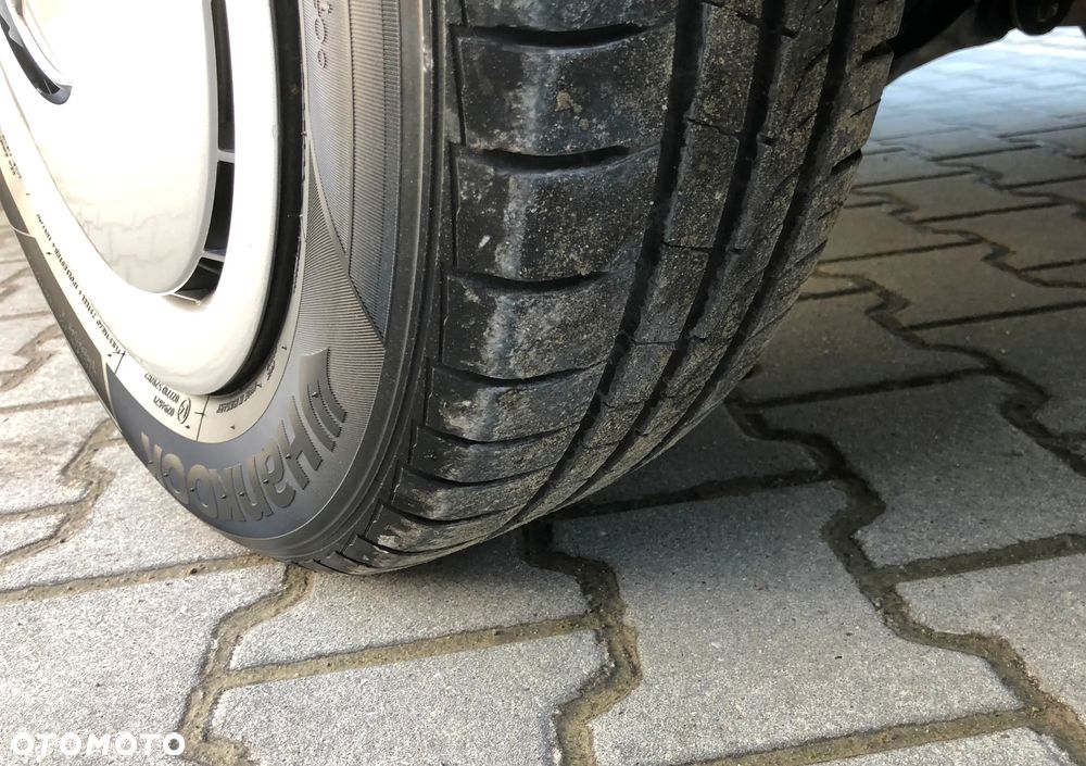 Mercedes-Benz W201 (190) - 19