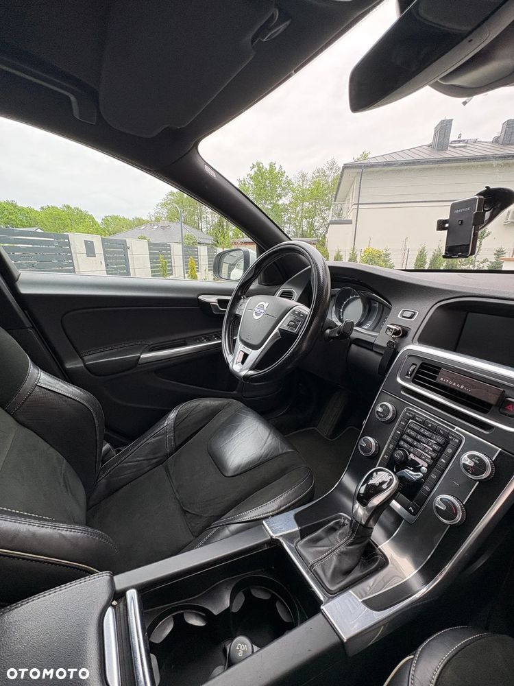 Volvo S60 T4 Momentum - 3