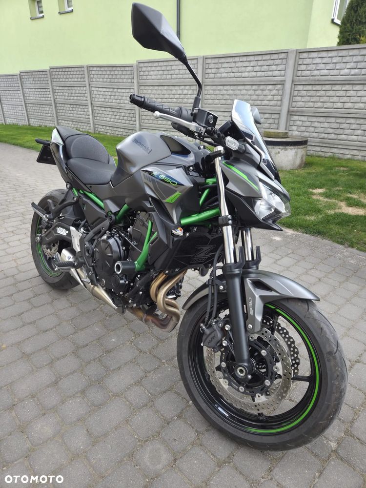 Kawasaki Z - 19