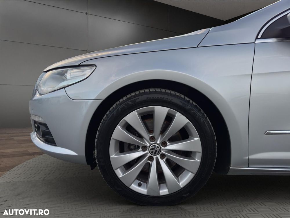 Volkswagen Passat CC - 19