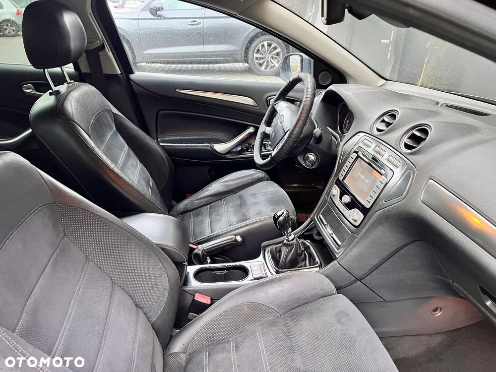 Ford Mondeo 2.0 TDCi Titanium - 13
