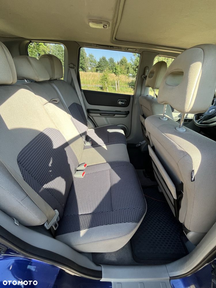 Nissan X-Trail - 8