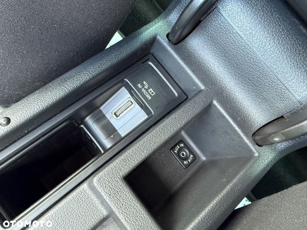 Volkswagen Golf Plus - 35