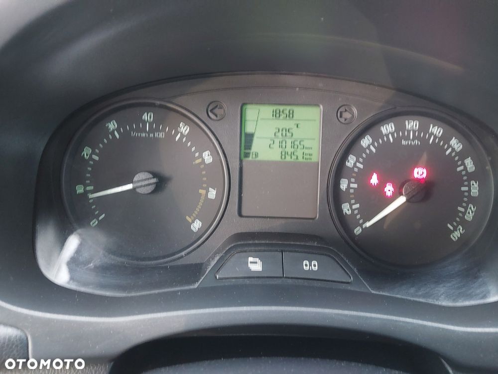 Skoda Fabia 1.4 16V Active - 20