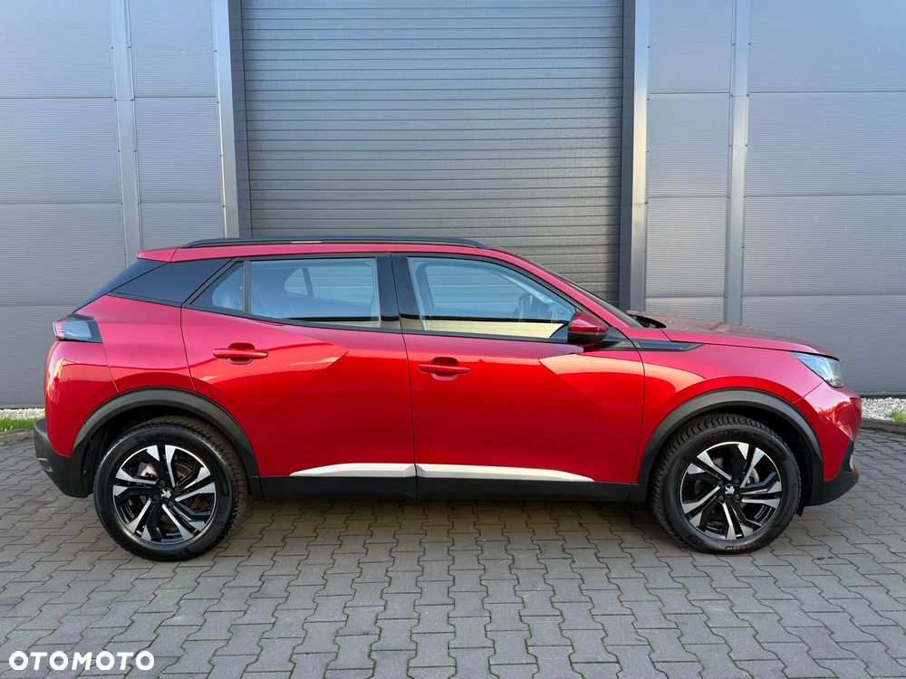 Peugeot 2008 1.2 Pure Tech Allure S&S - 4