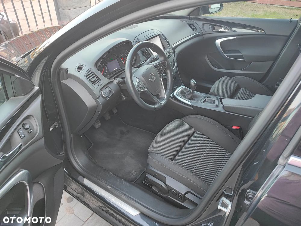 Opel Insignia 2.0 CDTI S&S - 12