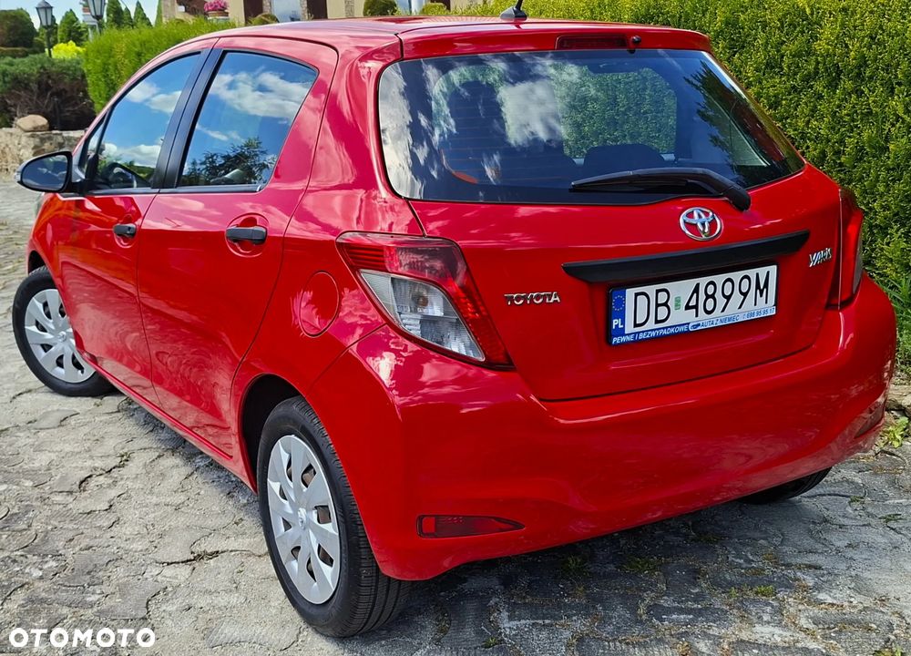 Toyota Yaris 1.0 VVT-i Cool Edition - 4