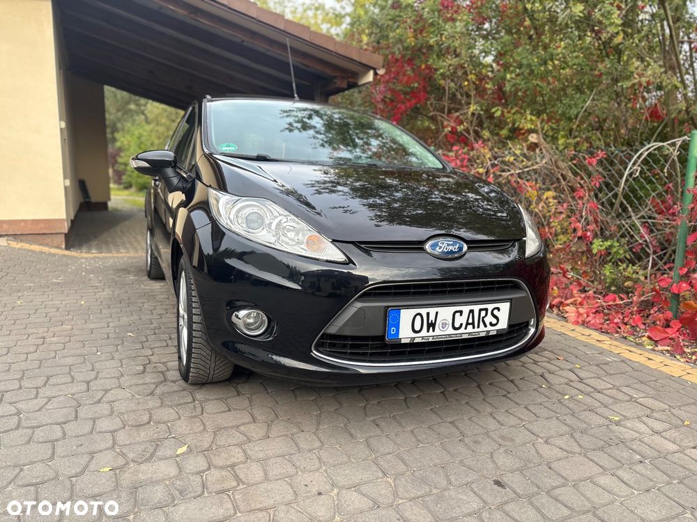 Ford Fiesta 1.4 Ghia - 14