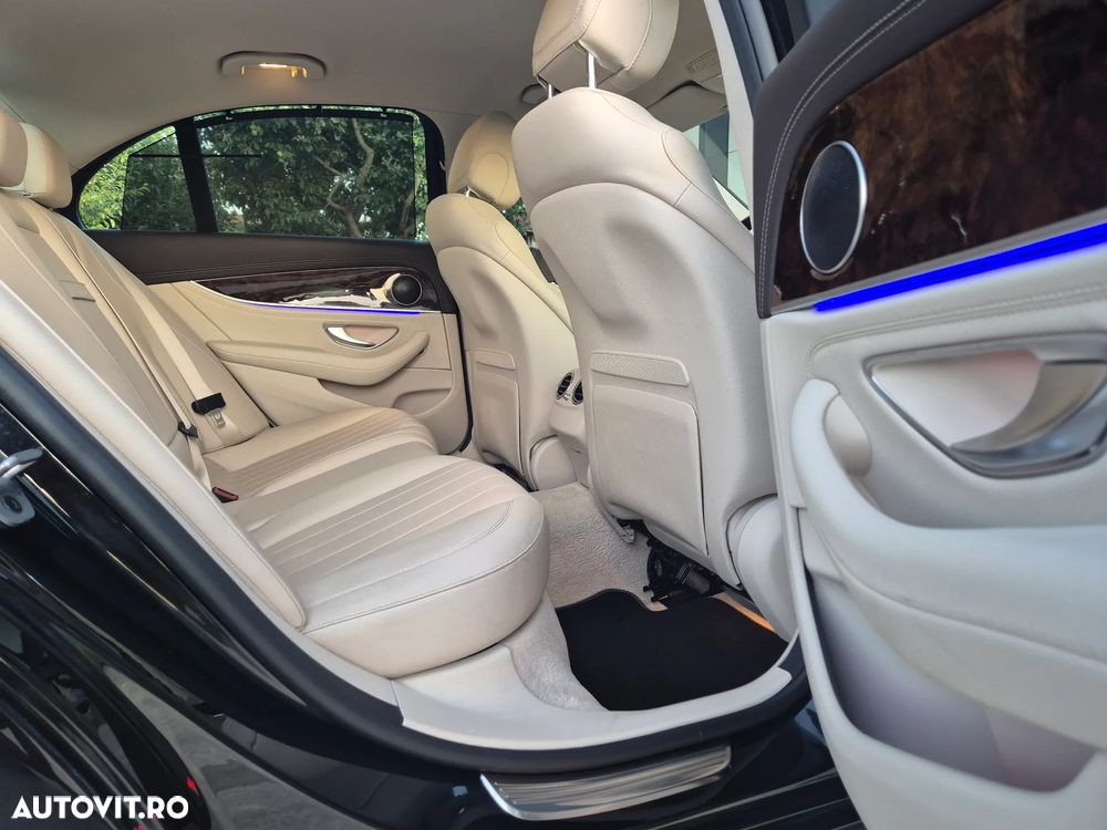 Mercedes-Benz E 300 d Aut. - 13