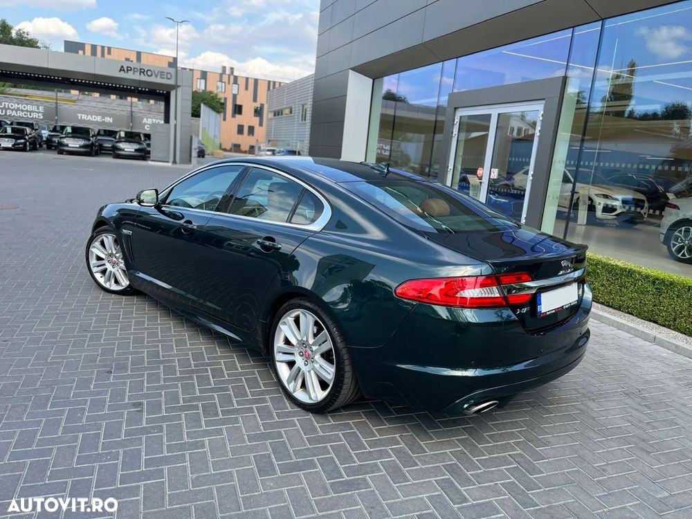 Jaguar XF 3.0D S Portfolio - 10