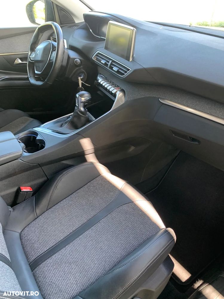 Peugeot 5008 1.5 BlueHDI s&s Allure - 8