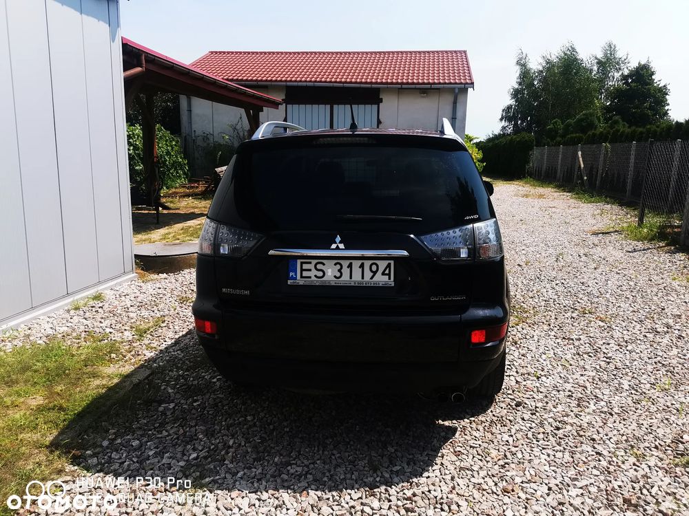 Mitsubishi Outlander 2.0 DID Intense + - 9