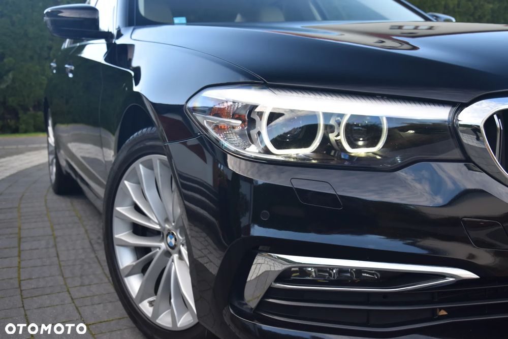 BMW Seria 5 520d xDrive Luxury Line - 12
