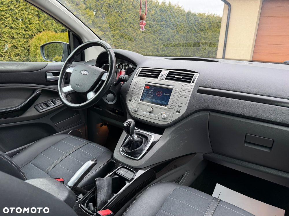 Ford Kuga 2.0 TDCi 4x4 Titanium - 18