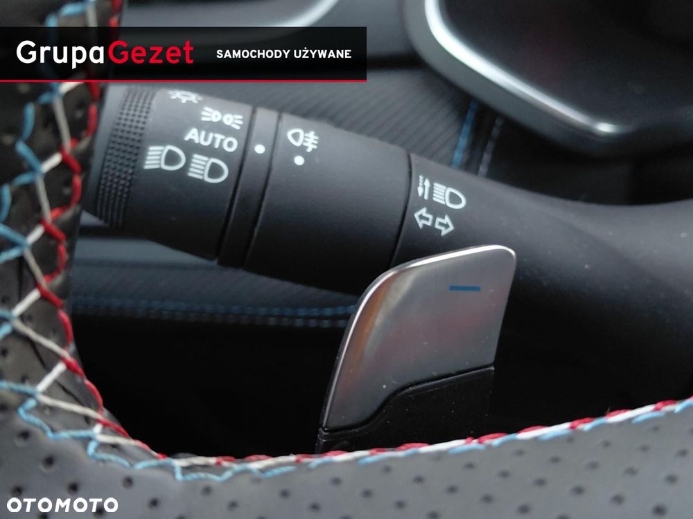 Renault Captur - 23