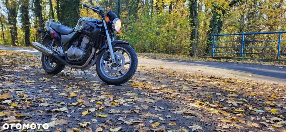 Honda CB - 9