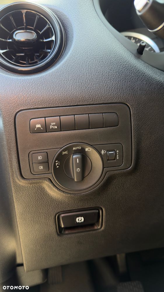 Mercedes-Benz Vito - 12