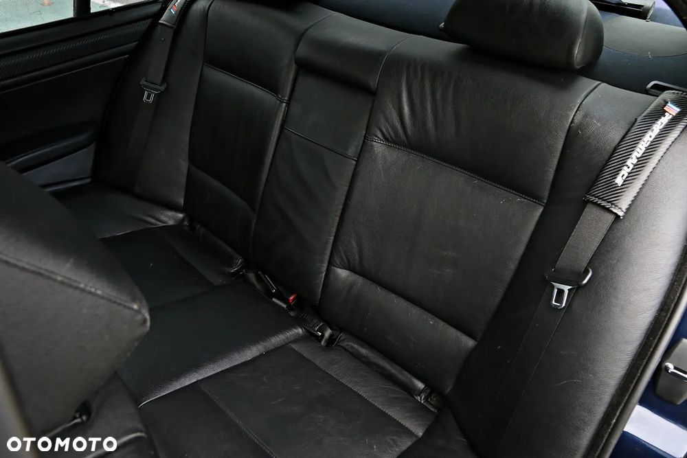 BMW Seria 3 320i - 36