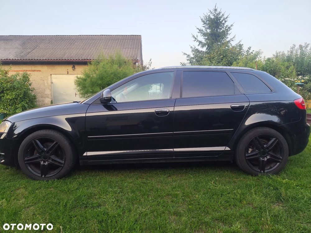 Audi A3 Sportback - 3