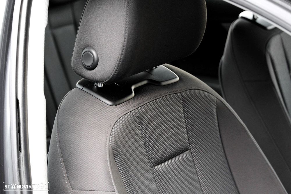 Audi A4 Avant 35 TDI Advanced S tronic - 21