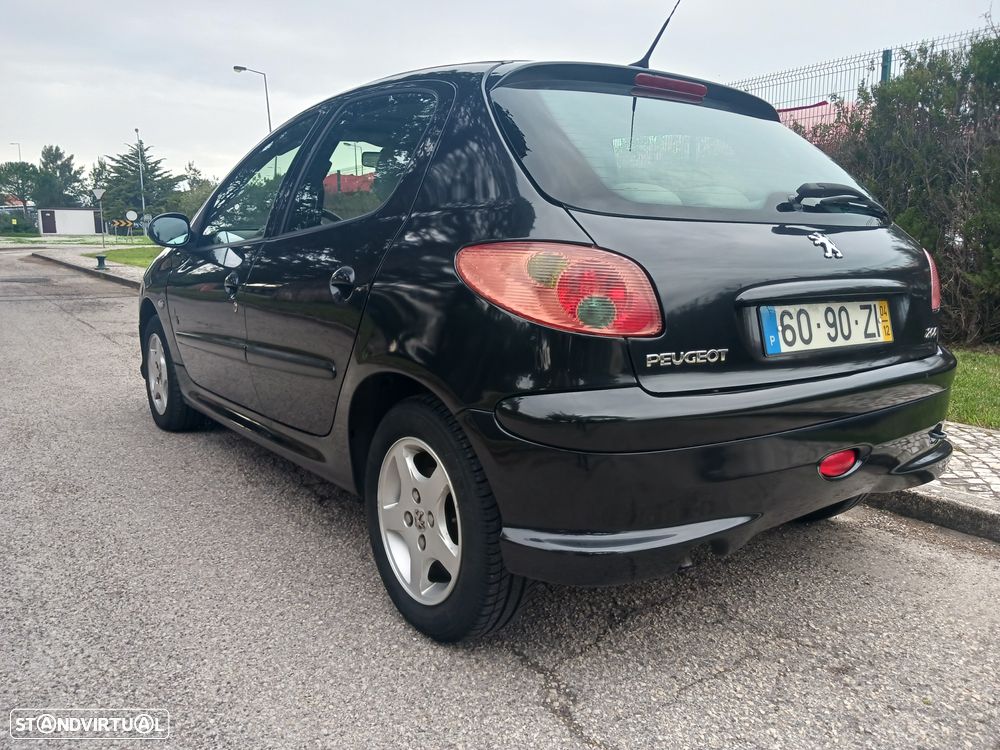 Peugeot 206 1.1 Black & Silver - 15