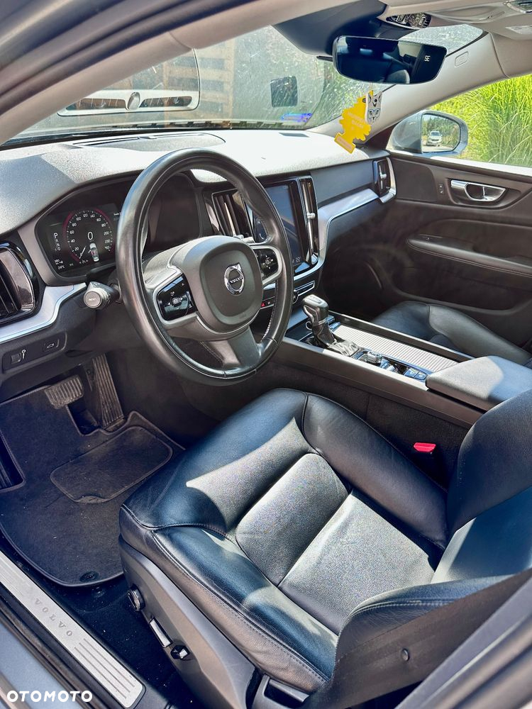 Volvo S60 T6 AWD Momentum Pro - 12