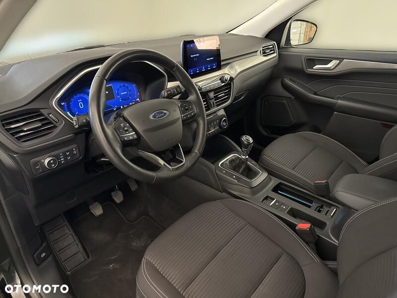 Ford Kuga - 11