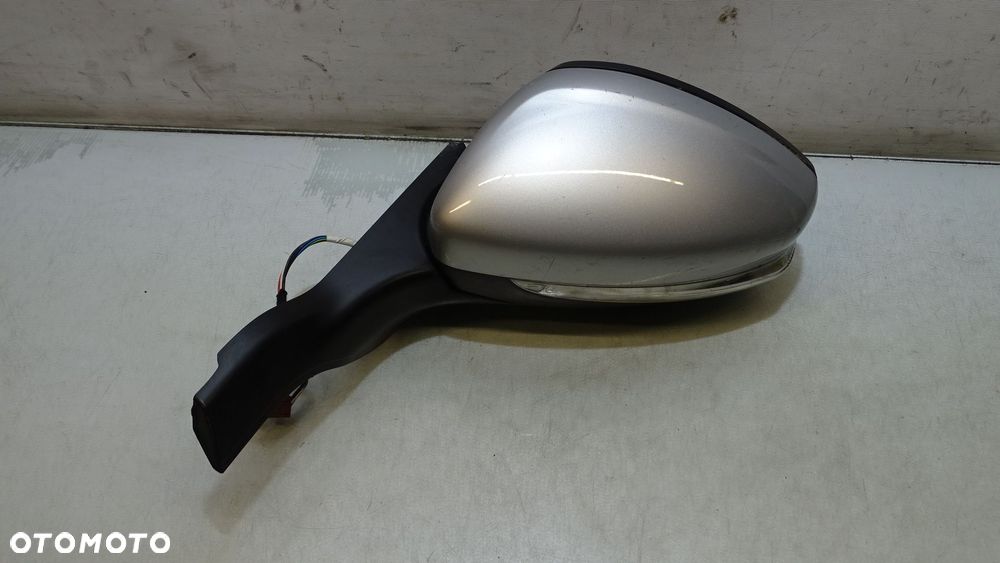LUSTERKO LEWE ELEKTRYCZNE PEUGEOT 208    232673077 - 1