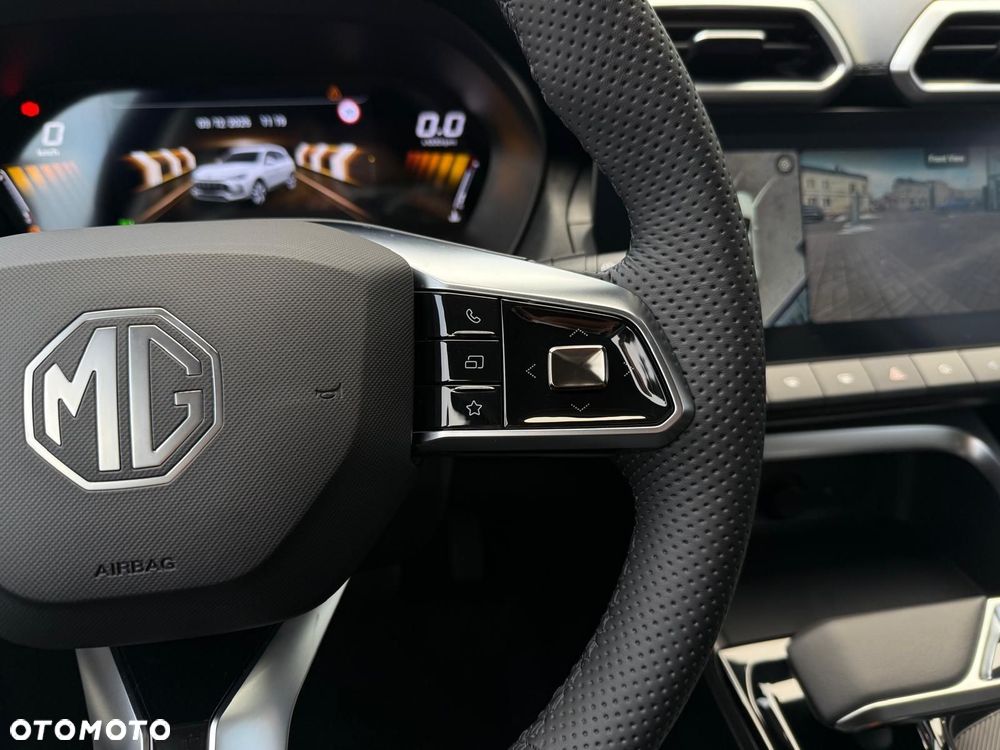 MG ZS 1.5 HEV+ Exclusive - 12