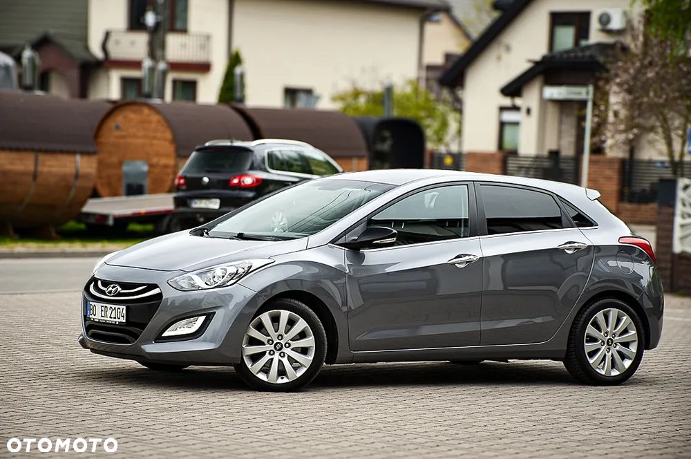 Hyundai i30 1.6 CRDi Premium - 17